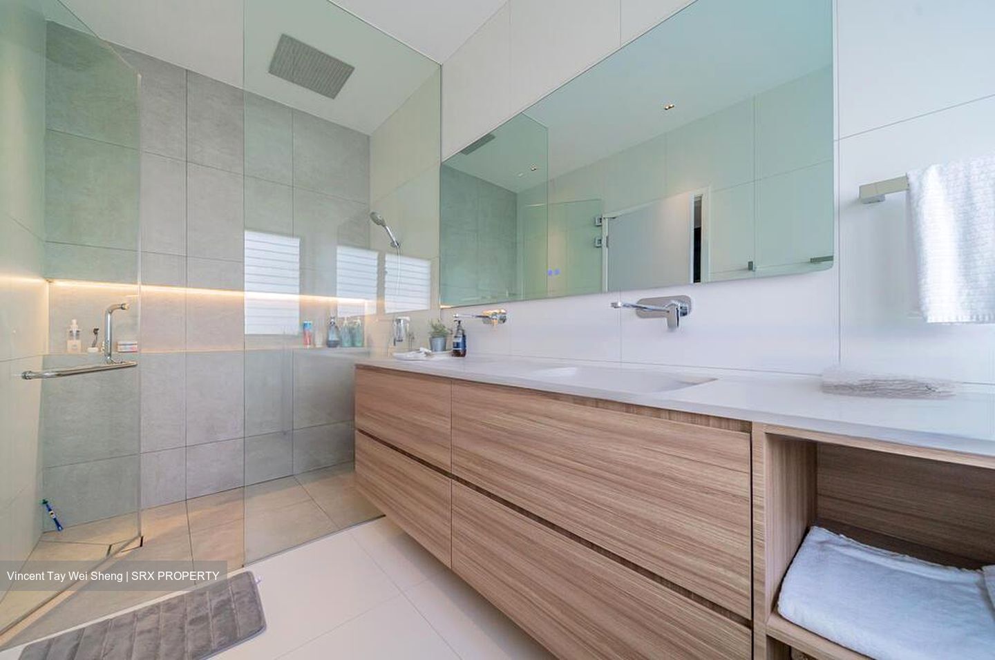 Jalan Angin Laut (D16), Terrace #487086581